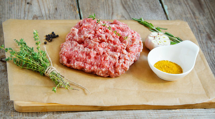 beef and pork mincemeat with rosemary, garlic, egg and thyme