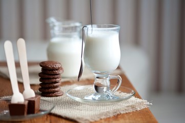hot milk with chocolate, hot chocolate
