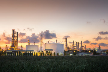 Fototapeta na wymiar Natural Gas storage tanks and oil tank in industrial plant