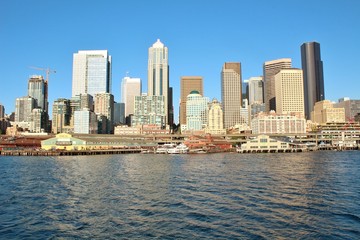 Fototapeta na wymiar Seattle, Washington waterfront and city skyline views