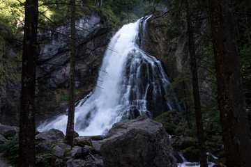 waterfallgolling
