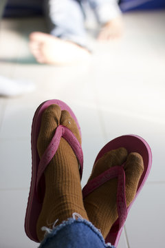 tong en chaussette