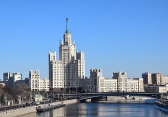 A large apartment house on the embankment of the Moscow River was built in 1938-1952; the authors of the project - D. Chechulin, A. Rostkovsky. Moscow, April, 2018