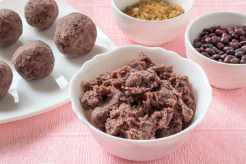 Sweet bean paste