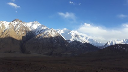 Fototapeta na wymiar Beautiful Himalaya peaks 