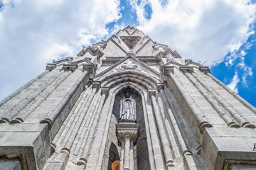 Basílica voto nacional