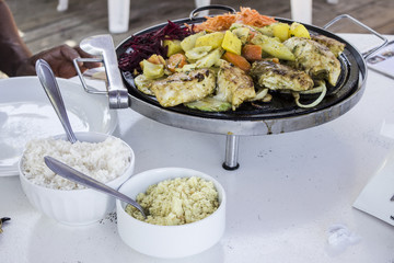 Delicioso pescado a la parrilla