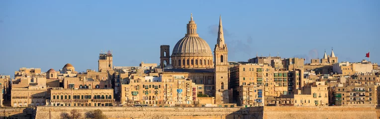 Deurstickers Valletta, Malta, Skyline  in the afternoon with the dome of the Carmelite Church and the tower of St Paul`s © Rawf8