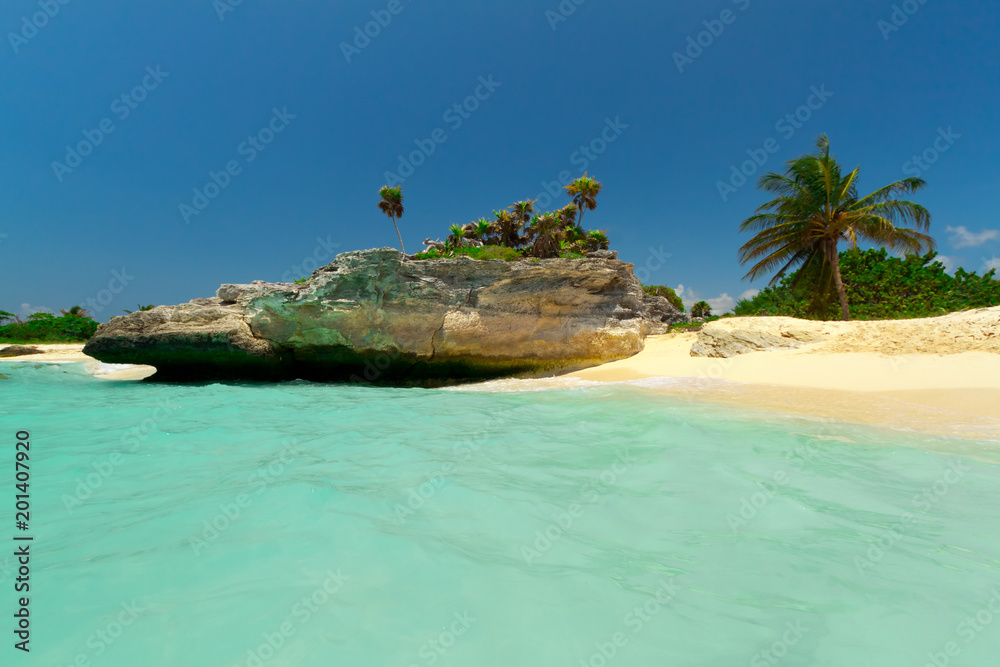 Poster Idyllic beach of Caribbean Sea in Mexico