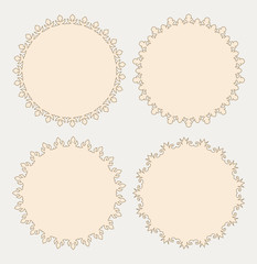 Set of 4 very simple round frames with fully editable stroke width and fill color