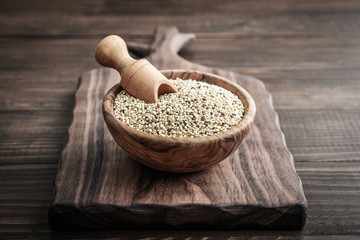 White Raw quinoa seeds