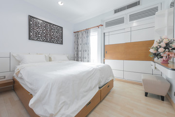 Fototapeta na wymiar Beautiful Interior design modern Bedroom