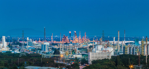 Oil and chemical refinery industrial plant