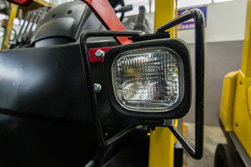 Headlamp forklift