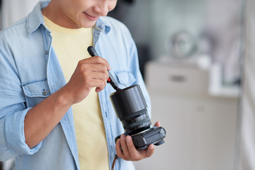 Naklejka premium Cleaning camera