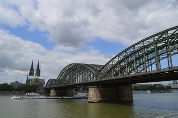 Naklejka premium Bridge in Cologne, Germany
