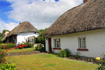 Fototapeta na wymiar Irish cottage house