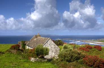 Lonely irish house in Doolin, Ireland