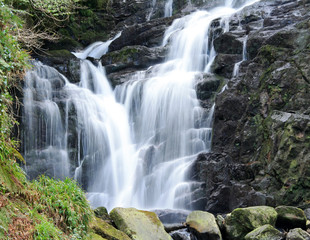 Fototapeta na wymiar Torc waterfall