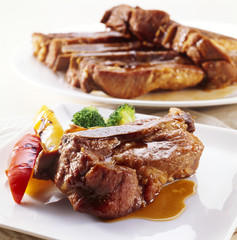 スペアリブ (spareribs)