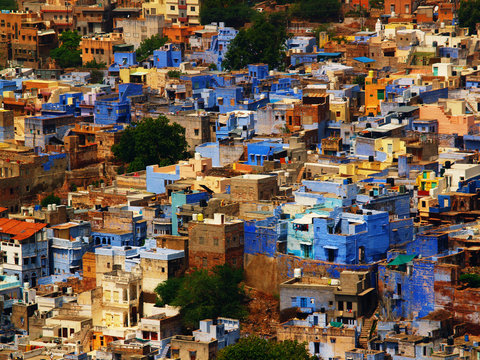 Pittoresque architecture de blue ville, panorama avec beaucoup de batiments en Asie rajasthan