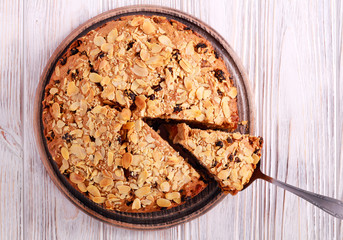 Fruit cake with almond topping