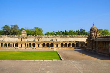 Naklejka premium Brihadishvara Temple, Thanjavur, Tamil Nadu, India. Hindu temple dedicated to Lord Shiva