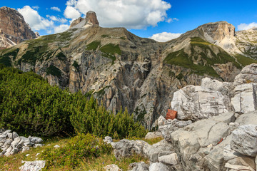Drei Zinnen in Süd Tirol, Überreste Gebirgskrieg 1915 bis 1918 Dolomiten, Italien_004