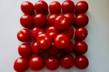 Tomatoes without branches