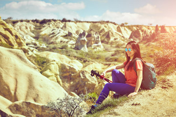 Naklejka premium Traveling is a tourist route with a backpack.