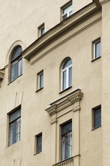 Fototapeta na wymiar Different window types on one wall