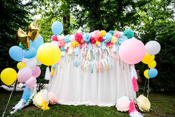 birthday party decor balloons