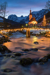 Winter Weihnachten in Ramsau in den Alpen ion Deutschland