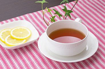 紅茶とレモン