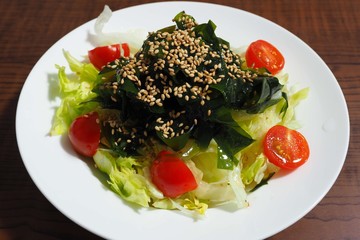 海藻サラダ