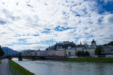 Fototapeta premium オーストリアのライン川の街並み