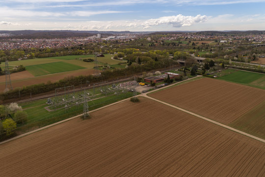 Luftaufnahme mit Blick &uuml;ber die Felder auf Zuffenhausen