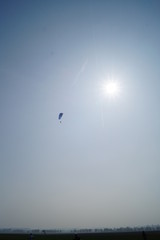 Gleitschirm und sonne