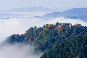備中松山城と雲海