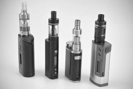 E - cigarette for vaping , technical devices 