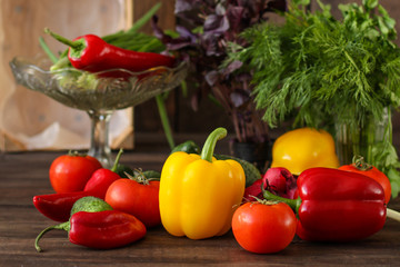 Fototapeta na wymiar healthy food - fresh and juicy vegetables. raw product. copy space (food vegetables background)