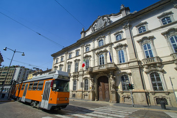 Fototapeta na wymiar milano palazzo litta lombardia italia europa