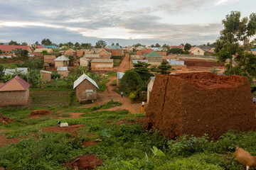 Lugazi, Uganda. 17 May 2017. A view of the town of Lugazi from the top of a little hill. A heap of...