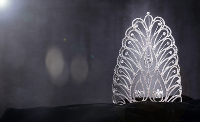 Diamon Silver Crown for Miss Pageant Beauty Contest, Crystal Tiara decorate © Jade
