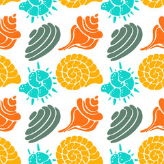 Seamless pattern with colorful sea shells