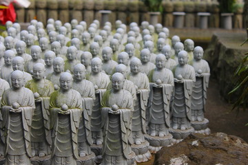 たくさんの仏像