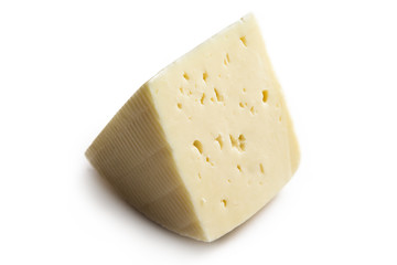 Pecorino, formaggio sardo isolato su fondo bianco