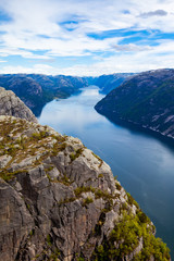 Preikestolen or Prekestolen