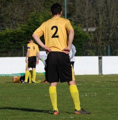 l'attente du joueur apr&egrave;s une faute au football