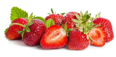 Fototapeta na wymiar many red strawberries isolated on white